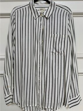 Style & Co. White and Black Vertical Stripe Button-Down Shirt